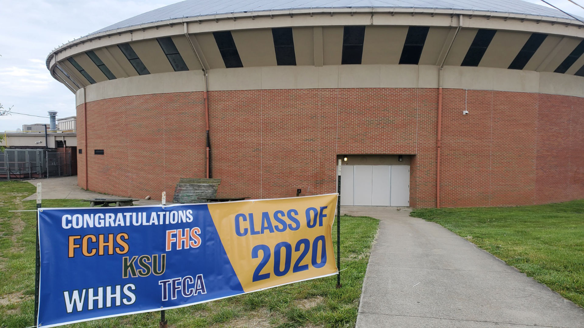 WHHS grad sign